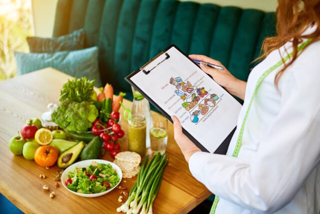 dreamstime_s_154495499 Diet plan Photo 154495499 © Viktor Bondar | Dreamstime.com