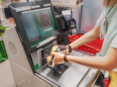 Self-checkout Photo 172437418 © Frantic00 | Dreamstime.com