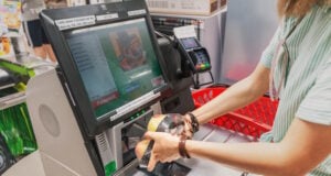 Self-checkout Photo 172437418 © Frantic00 | Dreamstime.com