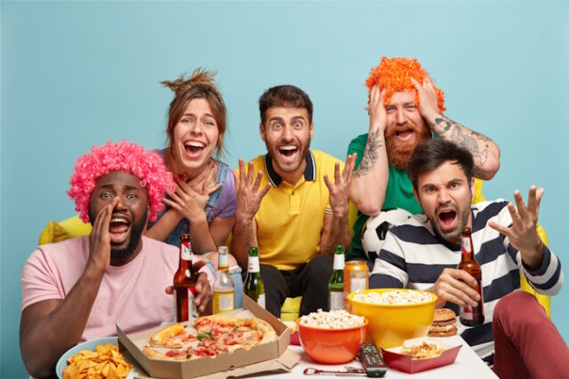 https://www.freepik.com/free-photo/friends-home-entertainment-free-time-concept-emotional-multiethnic-best-friends-enjoy-streaming-tv-connected-wireless-internet-eat-snack-popcorn-subscribed-cable-satellite_11578683.htm#query=football%20fans&position=17&from_view=search&track=ais&uuid=988423f6-e4e1-401a-bb29-beb889612484