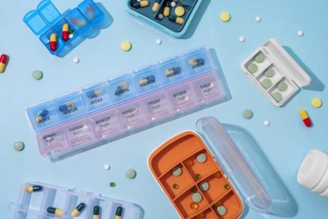 https://www.freepik.com/free-photo/top-view-pills-boxes-arrangement_33754119.htm#query=pill%20dispenser&position=25&from_view=search&track=ais&uuid=67b1f944-bcec-425e-a675-9b36e74083f7