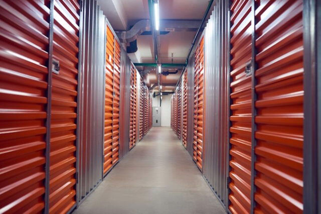 https://www.freepik.com/premium-photo/closed-storage-containers-modern-warehouse_18764014.htm#query=self%20storage%20units&position=19&from_view=search&track=ais&uuid=5735b4b2-32bd-4855-b295-8faaa517a5ba