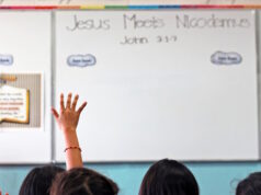 Photo 25941368 | Bible School © Jennifer Pitiquen | Dreamstime.com