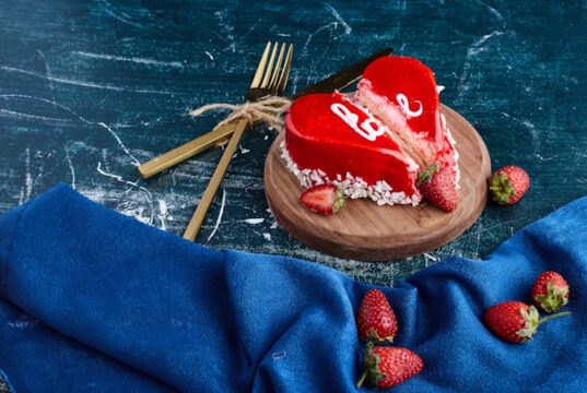 https://www.freepik.com/free-photo/heart-shape-red-cake-valentine-day_10619556.htm#query=valentine%20dessert&position=44&from_view=search&track=ais&uuid=0a39dbb1-ce5f-4650-88d4-f7aa3f9c07d8