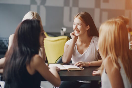 https://www.freepik.com/free-photo/businesswomen-restaurant_1619436.htm#fromView=search&page=1&position=2&uuid=82a0fa6b-4d68-415d-b37c-5cfb77c05da4