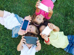 https://www.freepik.com/free-photo/group-childrens-taking-selfie-park_1233262.htm#fromView=search&page=1&position=20&uuid=eb90b0d2-decf-461a-911d-a08ebee6e50d