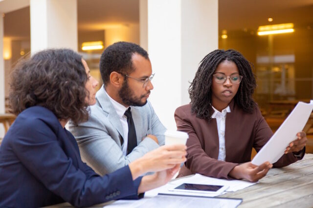 https://www.freepik.com/free-photo/legal-expert-explaining-contract-specifics_5890406.htm#fromView=search&page=1&position=9&uuid=2b1cbbc7-9bed-49ea-b088-13dec381c3c3