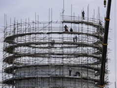 https://www.vecteezy.com/photo/7500527-construction-workers-tank-oil-installing-scaffolding