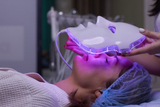 https://www.freepik.com/premium-photo/led-light-antiaging-mask-facial-skin-care-spa-slow-motion-woman-lies-couch-spec_26917636.htm#fromView=search&page=1&position=37&uuid=74f86214-85b1-40b8-b4cb-d39f2f4cdba2
