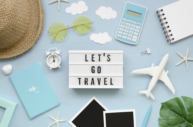 https://www.freepik.com/free-photo/flat-lay-traveler-tools-table_6884902.htm#fromView=search&page=1&position=28&uuid=5a00efde-96d6-4a79-b6d5-b8ace6be69ea