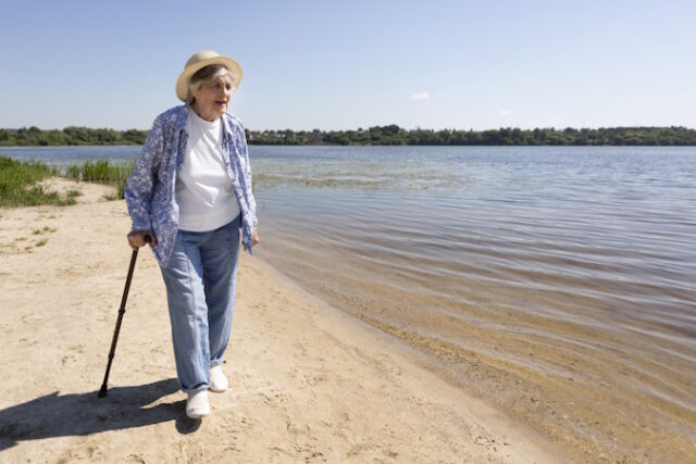 senior-woman-traveler-summer https://www.freepik.com/free-photo/senior-woman-traveler-summer_16188924.htm#fromView=search&page=2&position=1&uuid=d4d23581-7213-46e6-9387-b8cfb7aefce2