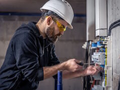 https://www.freepik.com/free-photo/male-electrician-works-switchboard-with-electrical-connecting-cable_20247151.htm#fromView=image_search&page=1&position=4&uuid=5379ae3e-0742-4fc3-871c-526f565ae756
