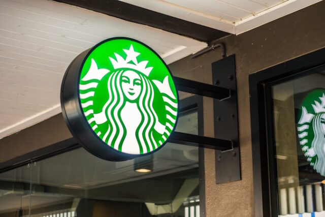 https://www.vecteezy.com/photo/2850268-pattaya-thailand-jan-20-2018-starbucks-sign-and-store-around-motorway-express