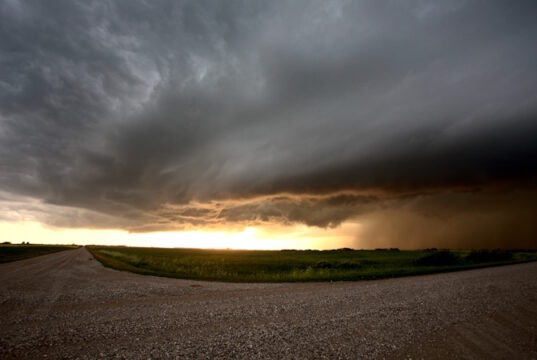 https://www.vecteezy.com/photo/5903722-storm-clouds-canada
