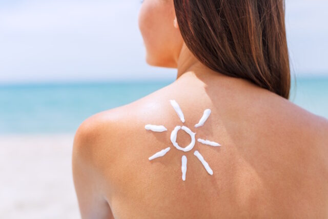 Beautiful Woman with Sunscreen Solar Cream over ocean background. Sun Tanning. https://www.freepik.com/premium-photo/beautiful-woman-with-sunscreen-solar-cream-ocean-background-sun-tanning_18622285.htm#fromView=search&page=1&position=32&uuid=2533a999-1c5f-470b-83b0-dac3cdd9a557