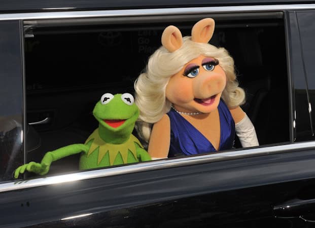 Kermit the Frog and Miss Piggy (Photo 45276847 © Jaguarps | Dreamstime.com)