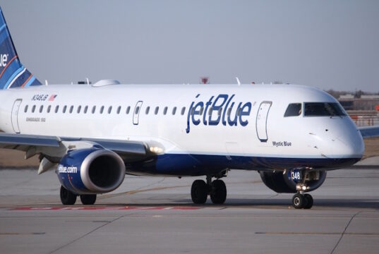 JetBlue Photo 56041631 © Tupungato | Dreamstime.com