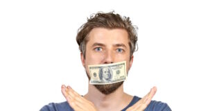 https://www.vecteezy.com/photo/45702251-money-on-man-mouth