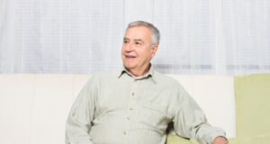 https://www.vecteezy.com/photo/35276165-portrait-of-happy-senior-man-relaxing-at-home