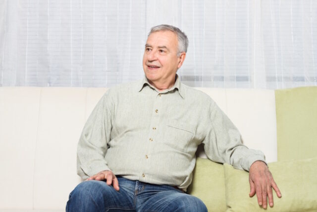 vecteezy_portrait-of-happy-senior-man-relaxing-at-home_35276165 https://www.vecteezy.com/photo/35276165-portrait-of-happy-senior-man-relaxing-at-home