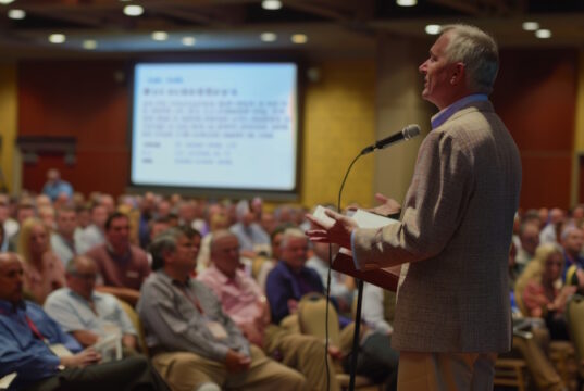 https://www.vecteezy.com/photo/44540124-speaking-in-the-hall-in-front-of-an-audience-on-the-podium
