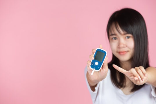https://www.freepik.com/free-photo/world-diabetes-day-woman-holding-glucose-meter-pink-wall_10401454.htm#fromView=image_search_similar&page=1&position=0&uuid=897d7dd8-17cb-4c4a-91d5-f25680c6b99c
