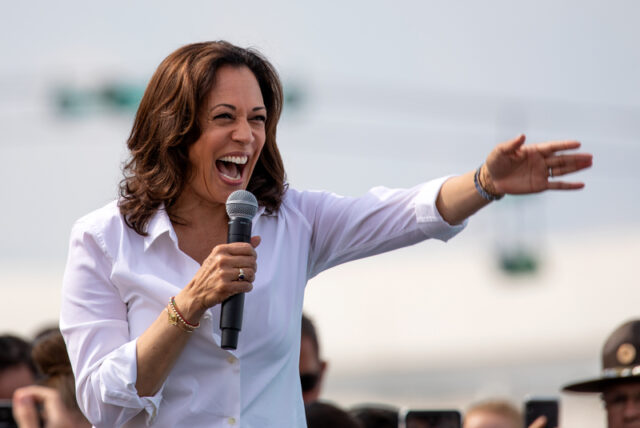 dreamstime_s_155761039 Kamala Harris Photo 155761039 © Jhansen2 | Dreamstime.com