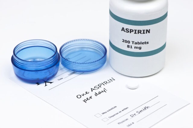 aspirin Photo 49077085 | Aspirin © Sherry Young | Dreamstime.com