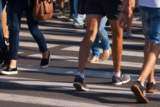 dreamstime_s_58862465 pedestrians Photo 58862465 © Radomir Tarasov | Dreamstime.com