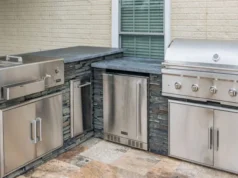 https://rtaoutdoorliving.com/outdoor-bar-ideas/