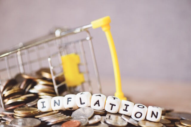 https://www.vecteezy.com/photo/15942538-inflation-with-coin-and-shopping-cart-on-wooden-background-business-economy-inflation-concept-of-money-and-finance-rising-grocery-prices-and-surging-cost-more-expensive-things