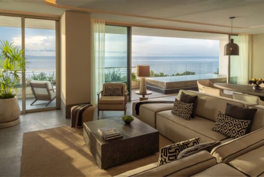 https://www.wsj.com/lifestyle/travel/wellness-resorts-are-so-popular-with-boomers-some-are-moving-in-for-good-e643eaf6?mod=itp_wsj,djemITP_h