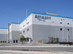 Amazon building ID 320122875 | Amazon © Spiroview Inc. | Dreamstime.com