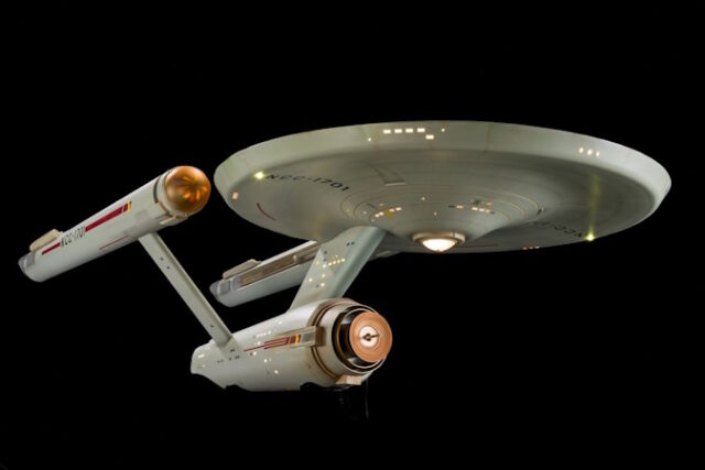 https://www.popularmechanics.com/culture/tv/news/a21574/smithsonian-star-trek-enterpise-restored/