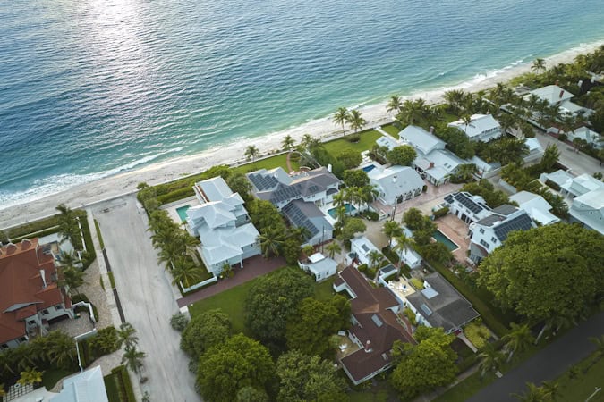 https://www.freepik.com/premium-photo/aerial-view-expensive-residential-houses-island-small-town-boca-grande-gasparilla-island-southwest-florida-american-dream-homes-as-example-real-estate-development-us-suburbs_36714490.htm#fromView=search&page=1&position=7&uuid=daddd1ba-b88e-499b-bbab-73ede3f06b43