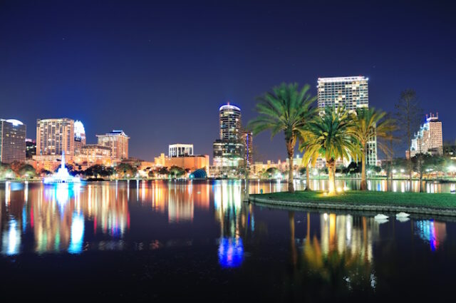 Orlando night scene https://www.vecteezy.com/photo/8336675-orlando-night-scene