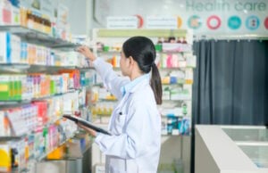 Prescription Drug Prices Are Finally Dropping: What It Means for You https://www.vecteezy.com/photo/9284498-portrait-of-female-pharmacist-using-tablet-in-a-modern-pharmacy-drugstore