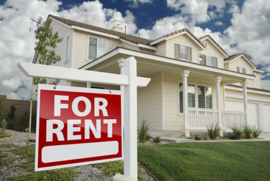 https://www.vecteezy.com/photo/16360503-for-rent-real-estate-sign-in-front-of-house