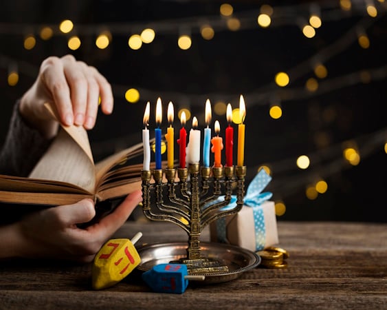 https://www.freepik.com/free-photo/close-up-view-beautiful-hanukkah-concept_10524667.htm#fromView=search&page=1&position=2&uuid=00491bd3-e9c3-4cc8-8471-3a90b46d34e3
