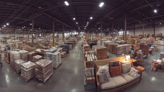https://www.freepik.com/premium-ai-image/large-warehouse-interior_387302370.htm#fromView=search&page=1&position=8&uuid=5f0e55b2-95ff-4318-b549-3d8ac66a2b29