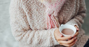 https://www.vecteezy.com/photo/7104737-close-up-of-a-girl-with-winter-clothes-holding-a-cup-of-hot-chocolate