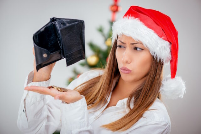 https://www.vecteezy.com/photo/14064086-empty-wallet-view