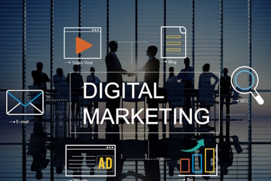 https://www.freepik.com/free-photo/digital-marketing-with-icons-business-people_11306702.htm#fromView=search&page=1&position=21&uuid=7ee78ee3-c66f-45a2-b6d4-efc13e9d1196&query=DIGITAL+MARKETING