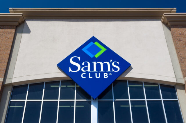 dreamstime_s_115818955 Sam's Club ID 115818955 © Ken Wolter | Dreamstime.com