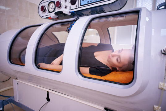 Hyperbaric chamber ID 136942805 © Svitlana Nakleishchykova | Dreamstime.com