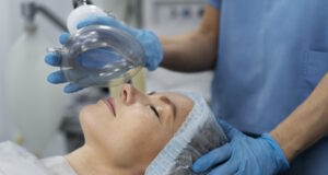 https://www.freepik.com/free-photo/nurse-putting-oxygen-mask-patient_25166260.htm