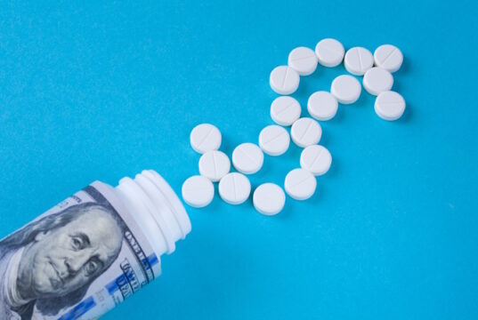 https://www.freepik.com/premium-photo/top-view-white-pills-are-laid-out-shape-dollar-symbol-white-plastic-jar-is-wrapped-banknote-turquoise-background-concept-flat-lay_282703117.htm#fromView=search&page=1&position=22&uuid=de1b1764-f620-4bda-8d85-3c76b882268c