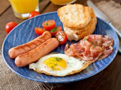 https://www.vecteezy.com/photo/7665422-english-breakfast-toast-egg-bacon-and-vegetables-in-a-rustic-style-on-wooden-background