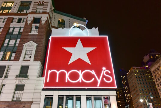 https://www.vecteezy.com/photo/16195229-new-york-city-december-12-2017-macy-s-department-story-in-new-york-city-at-night-on-34th-street-herald-square