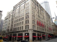 https://commons.wikimedia.org/wiki/File:Neiman_Marcus_Commerce_Street.jpg